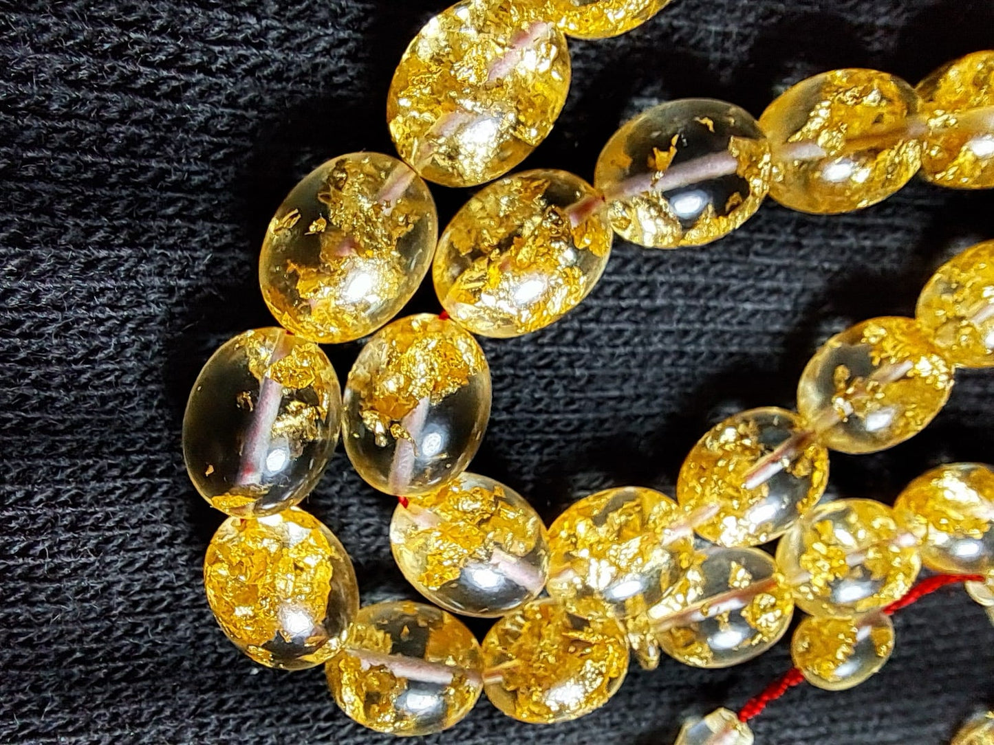 22 Ayar Golden Rosary 0,07 gram Yenilebilir Altın Parçacıklı Gümüş Püsküllü Plexiglass Lüx Tespih